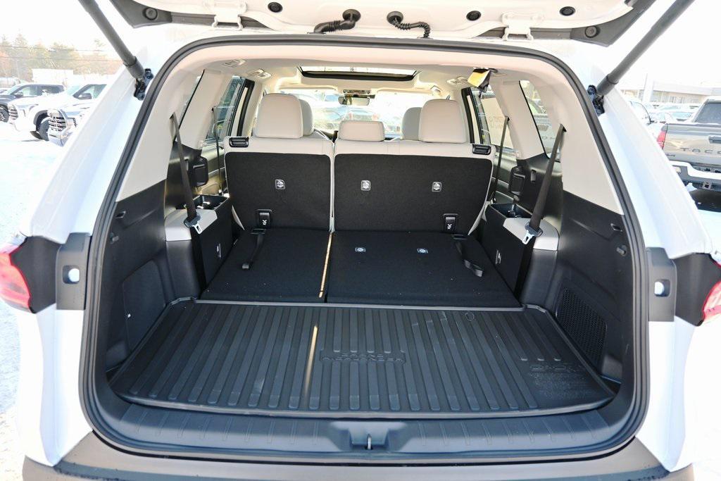 new 2026 Toyota Grand Highlander car, priced at $53,186