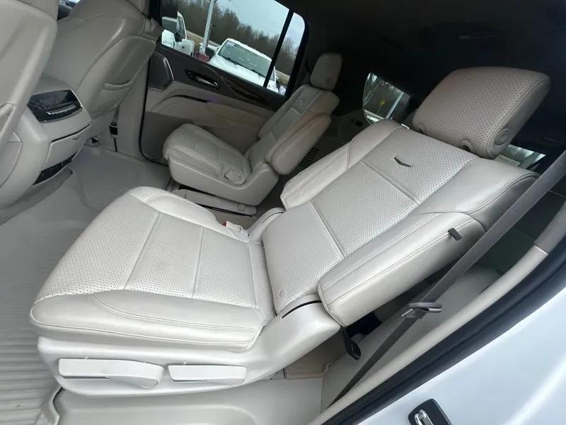 used 2021 Cadillac Escalade ESV car, priced at $45,473