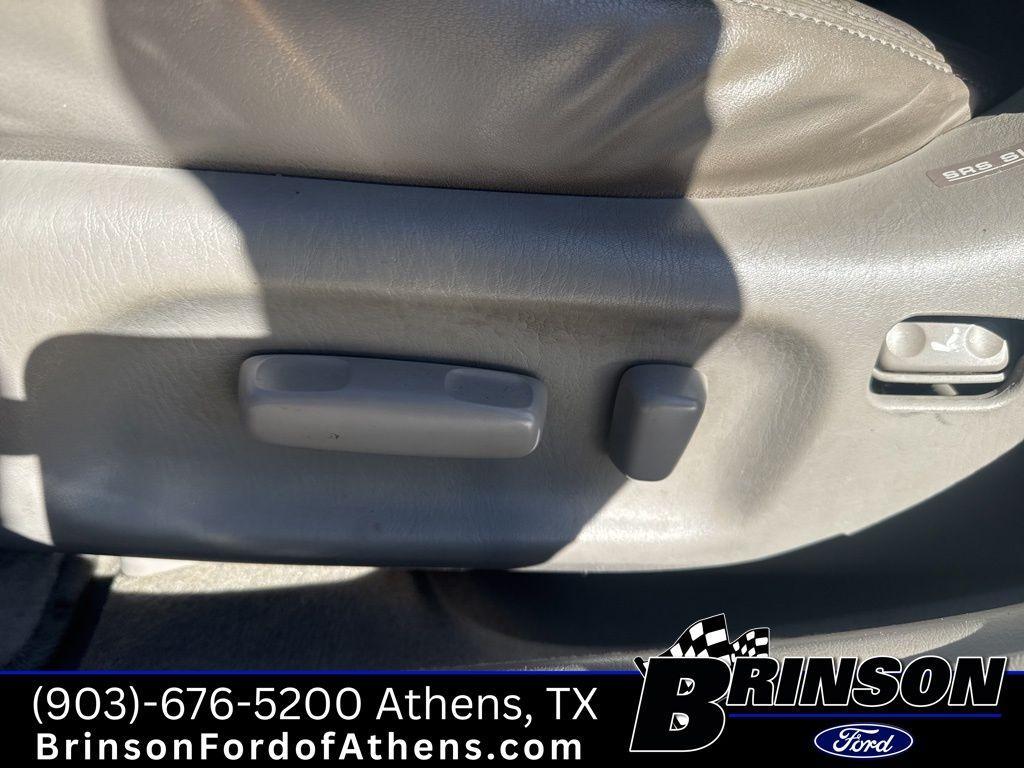 used 2002 Lexus ES 300 car, priced at $4,997