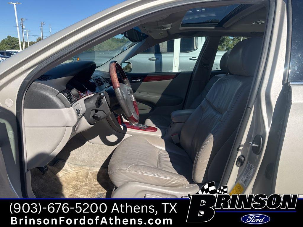used 2002 Lexus ES 300 car, priced at $4,997