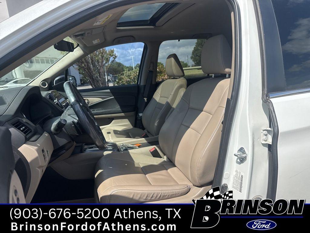 used 2021 Honda Pilot car, priced at $21,777