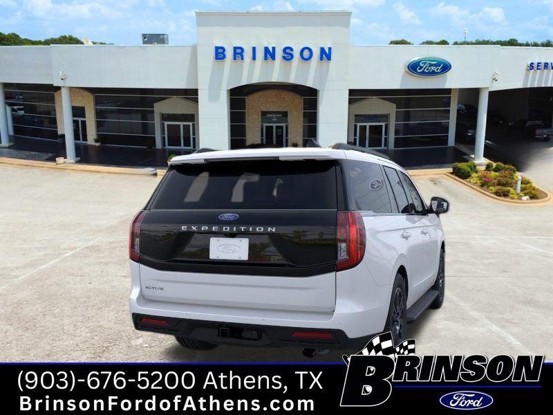 new 2025 Ford Expedition car, priced at $64,970