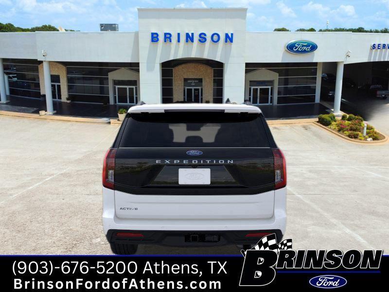 new 2025 Ford Expedition car, priced at $64,970