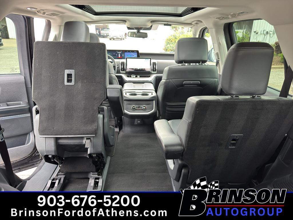 used 2025 Ford Expedition car, priced at $65,293