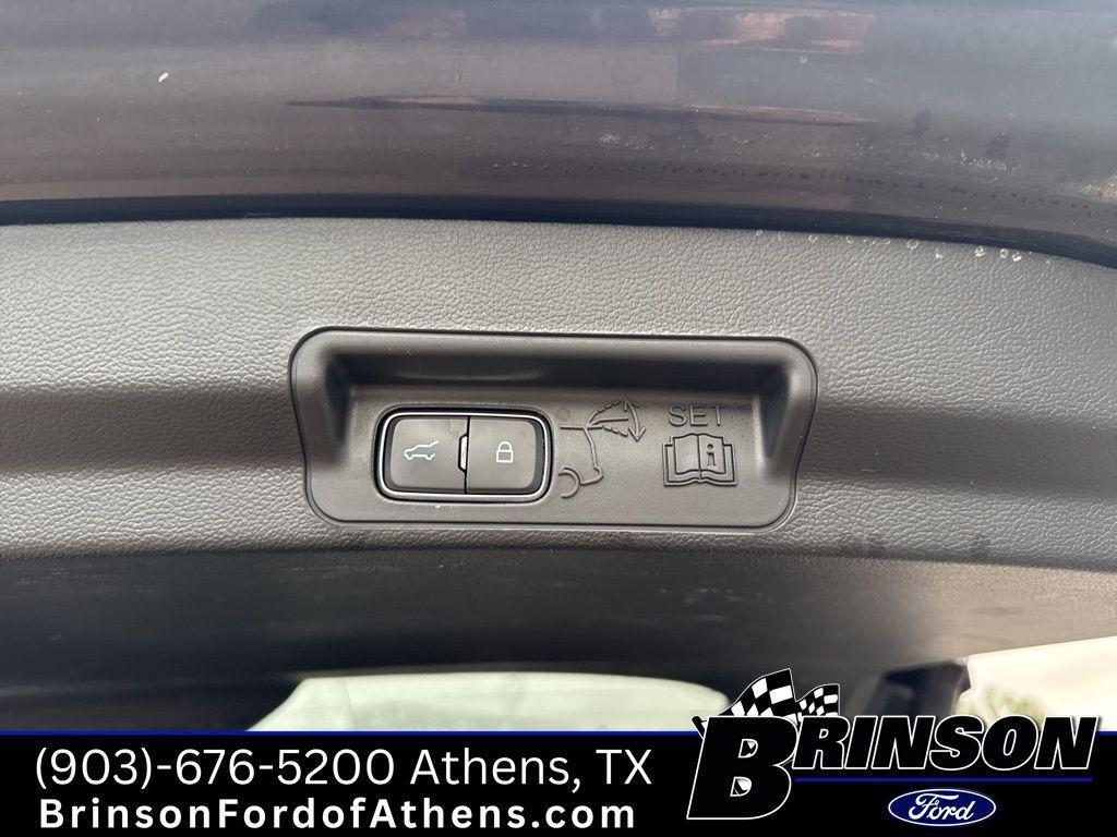 used 2024 Ford Explorer car, priced at $28,587