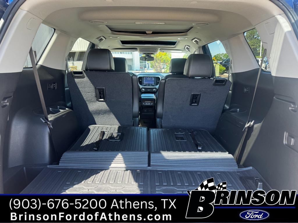 used 2023 GMC Acadia car, priced at $32,796