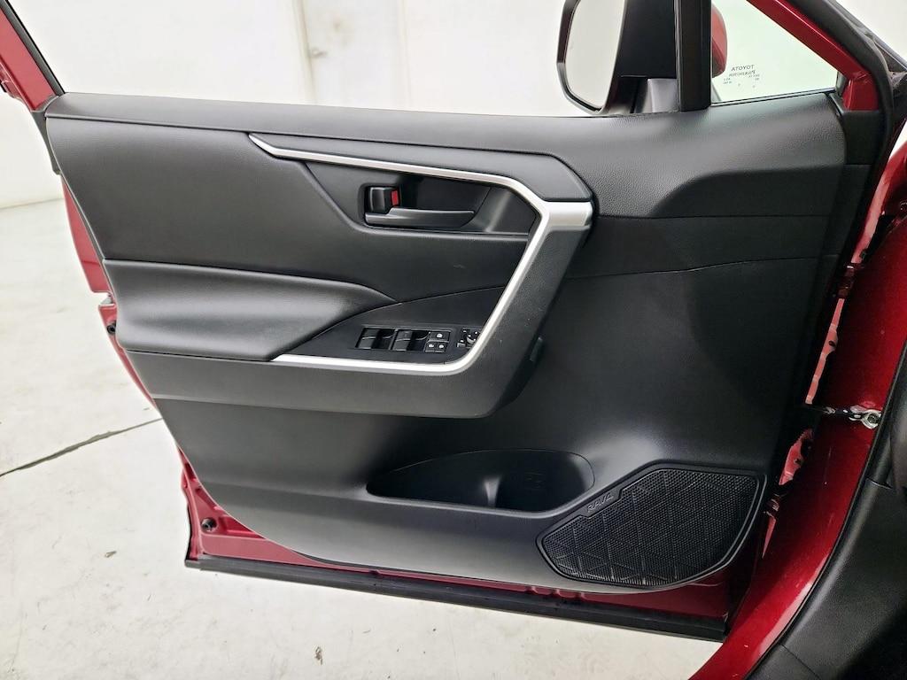 used 2020 Toyota RAV4 car, priced at $27,998