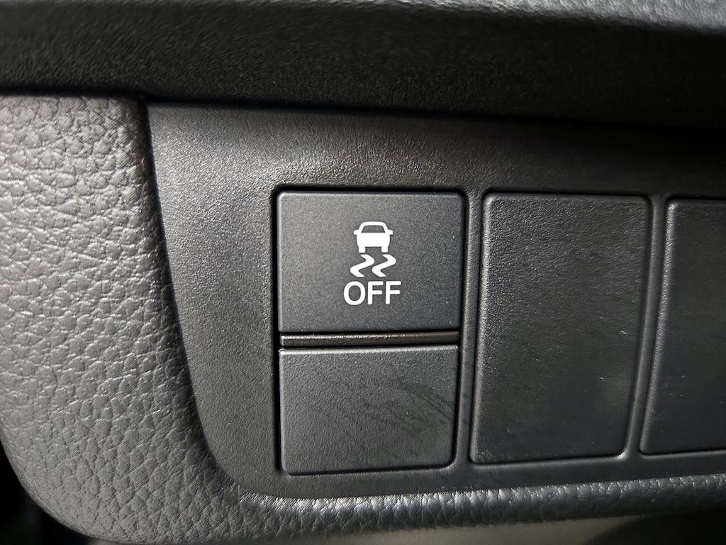 used 2025 Honda CR-V car, priced at $31,998