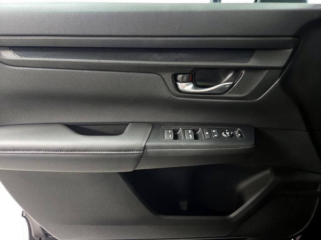 used 2025 Honda CR-V car, priced at $31,998