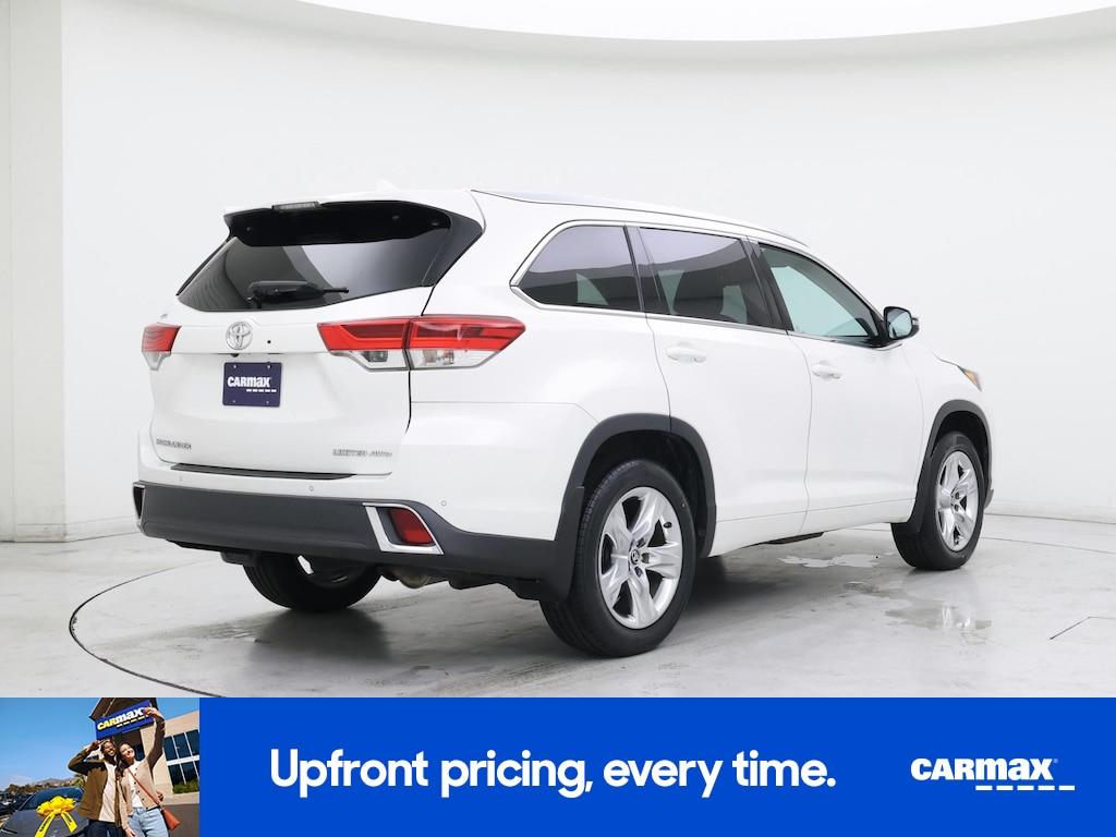used 2019 Toyota Highlander car, priced at $34,998