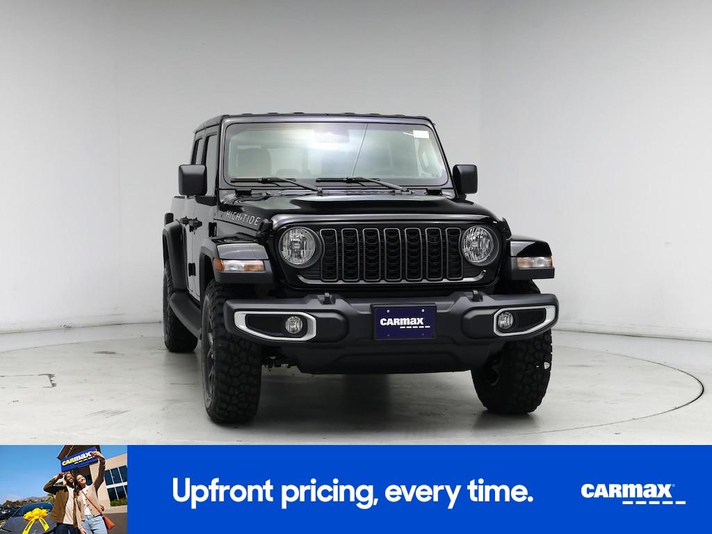used 2025 Jeep Gladiator car, priced at $42,998