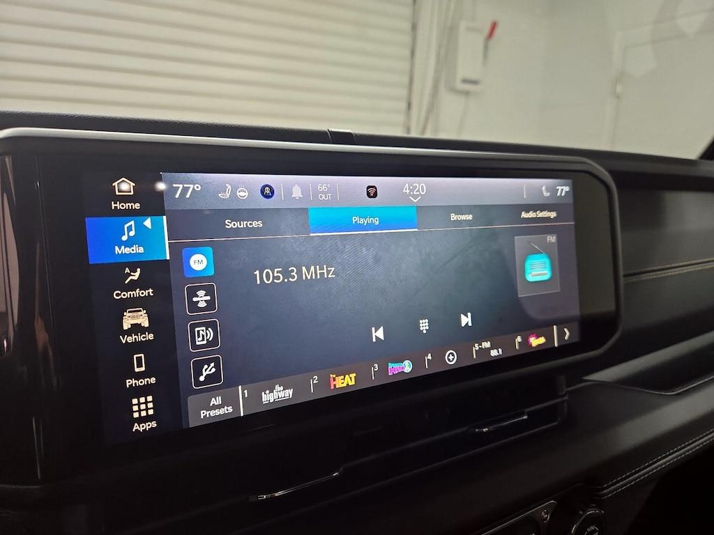 used 2025 Jeep Gladiator car, priced at $42,998