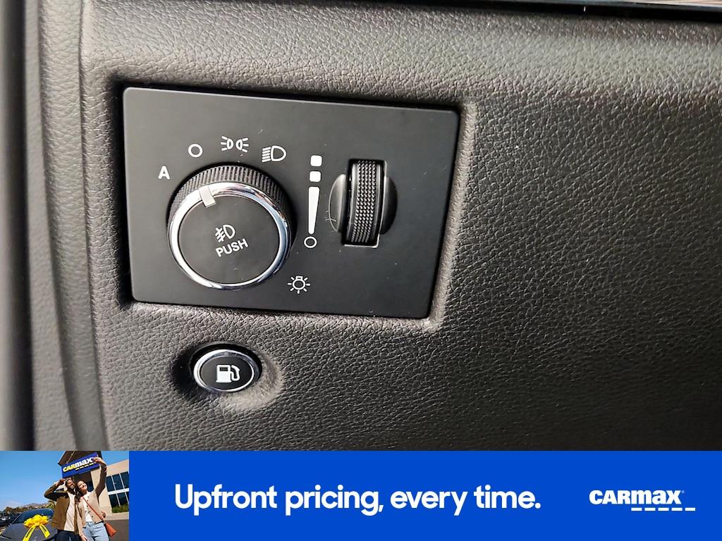 used 2018 Jeep Grand Cherokee car, priced at $25,998