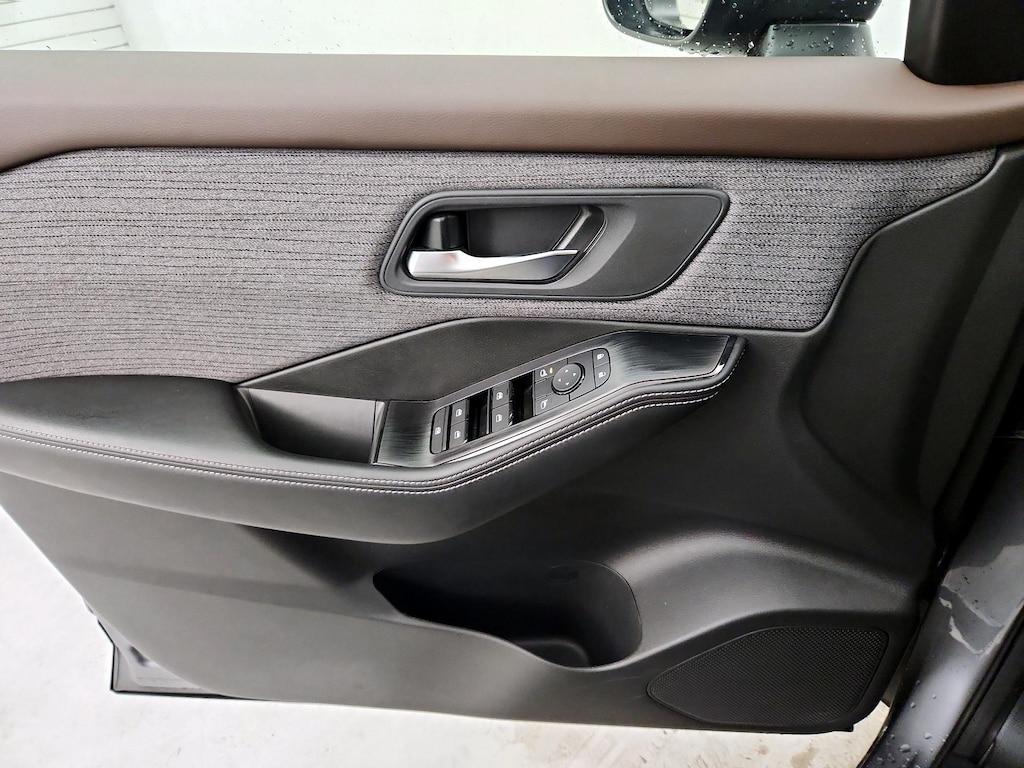 used 2023 Nissan Rogue car, priced at $21,998