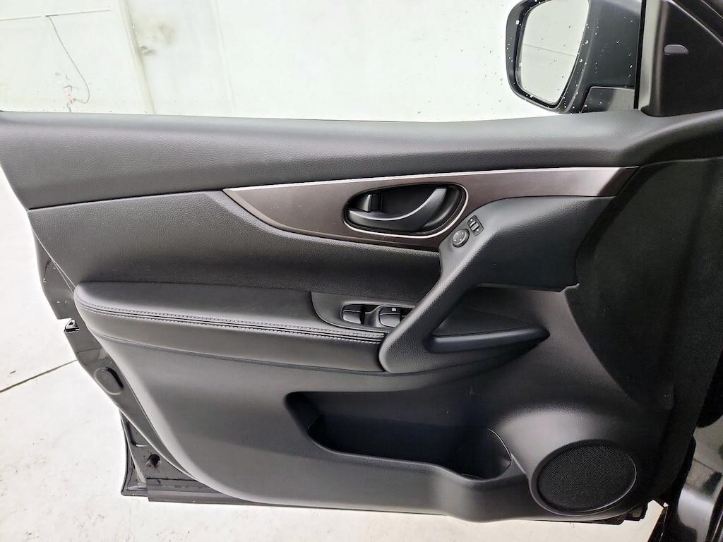 used 2022 Nissan Rogue Sport car, priced at $17,998