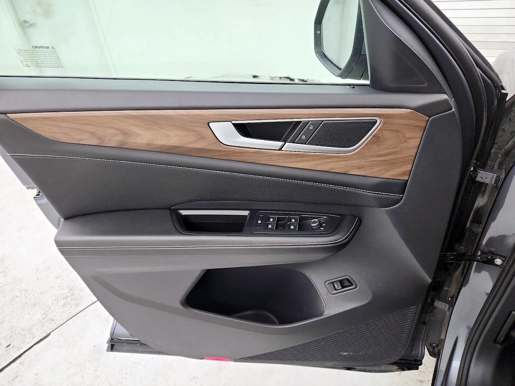 used 2024 Volkswagen Atlas car, priced at $29,998