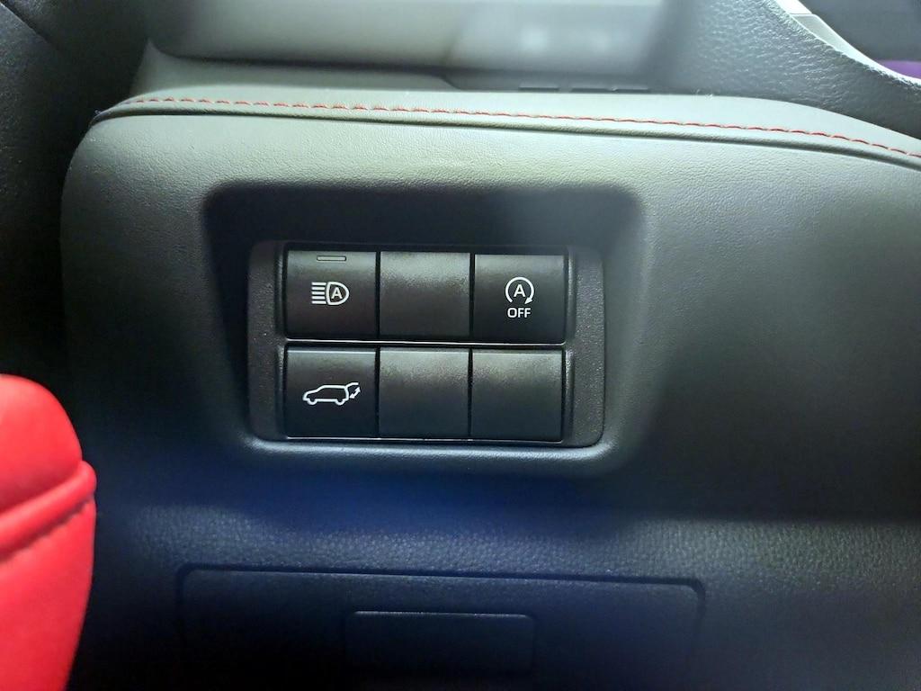 used 2023 Toyota Highlander car, priced at $38,998