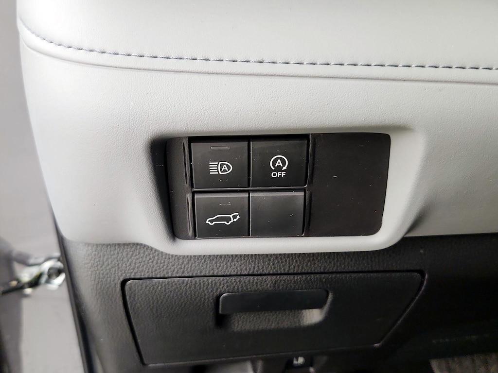 used 2023 Toyota Highlander car, priced at $36,998