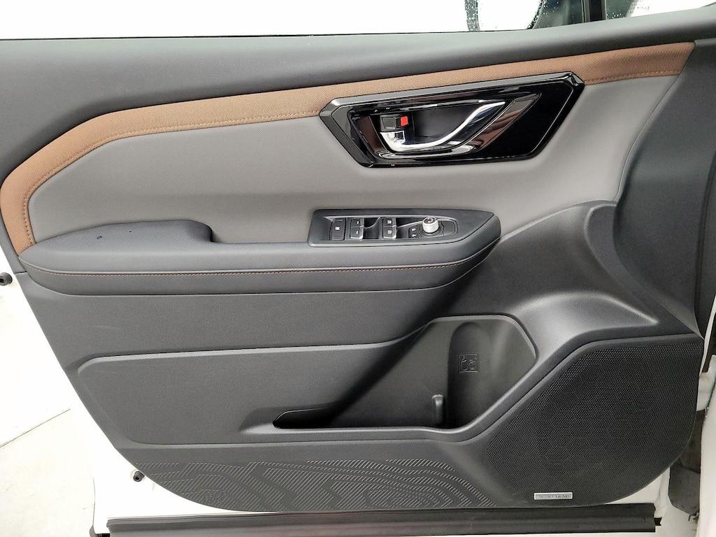 used 2025 Subaru Forester car, priced at $32,998