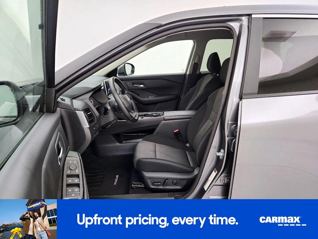 used 2025 Nissan Rogue car, priced at $23,998