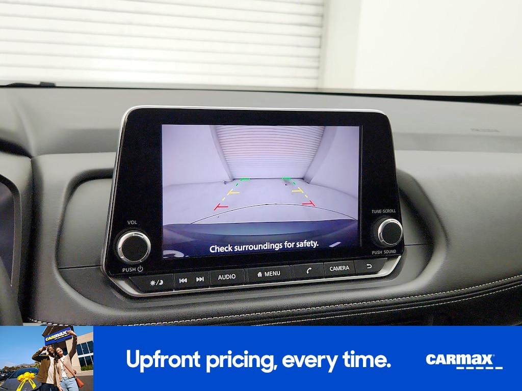 used 2025 Nissan Rogue car, priced at $23,998