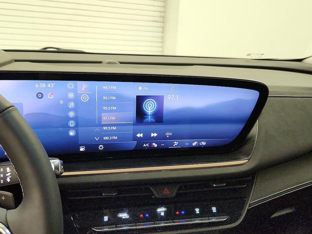 used 2024 Buick Envision car, priced at $30,998