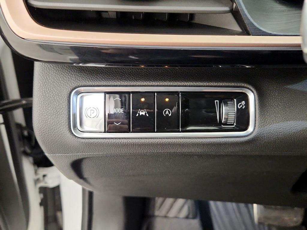 used 2024 Buick Envision car, priced at $30,998