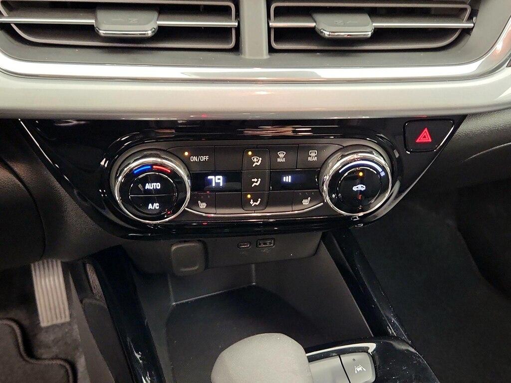 used 2025 Chevrolet Trax car, priced at $22,998