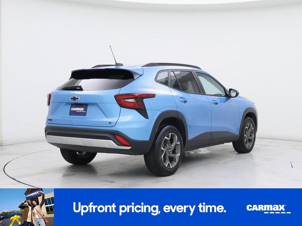 used 2025 Chevrolet Trax car, priced at $22,998