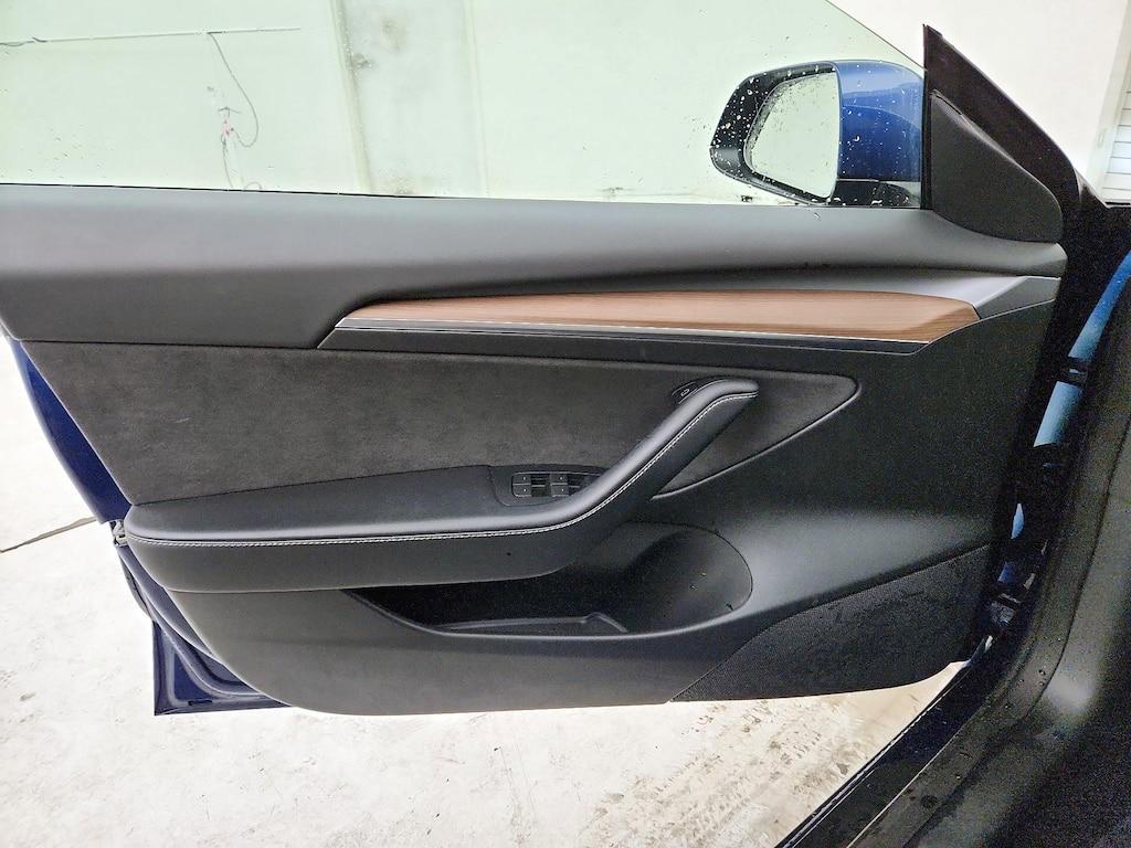 used 2022 Tesla Model 3 car, priced at $27,998