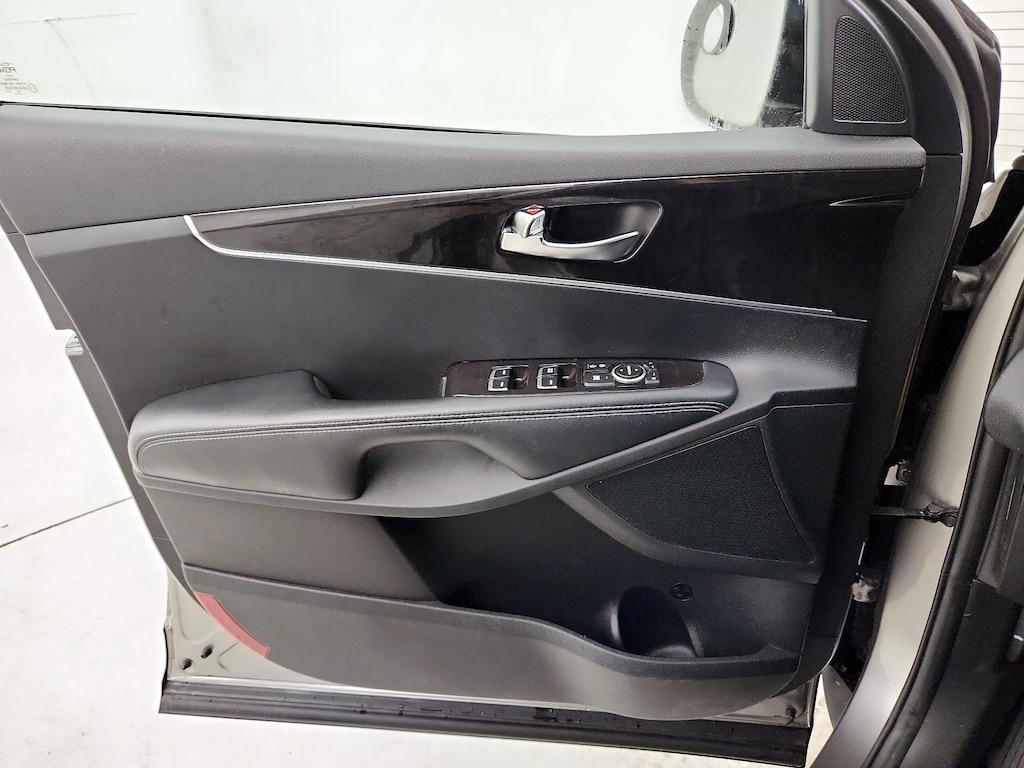 used 2017 Kia Sorento car, priced at $13,599