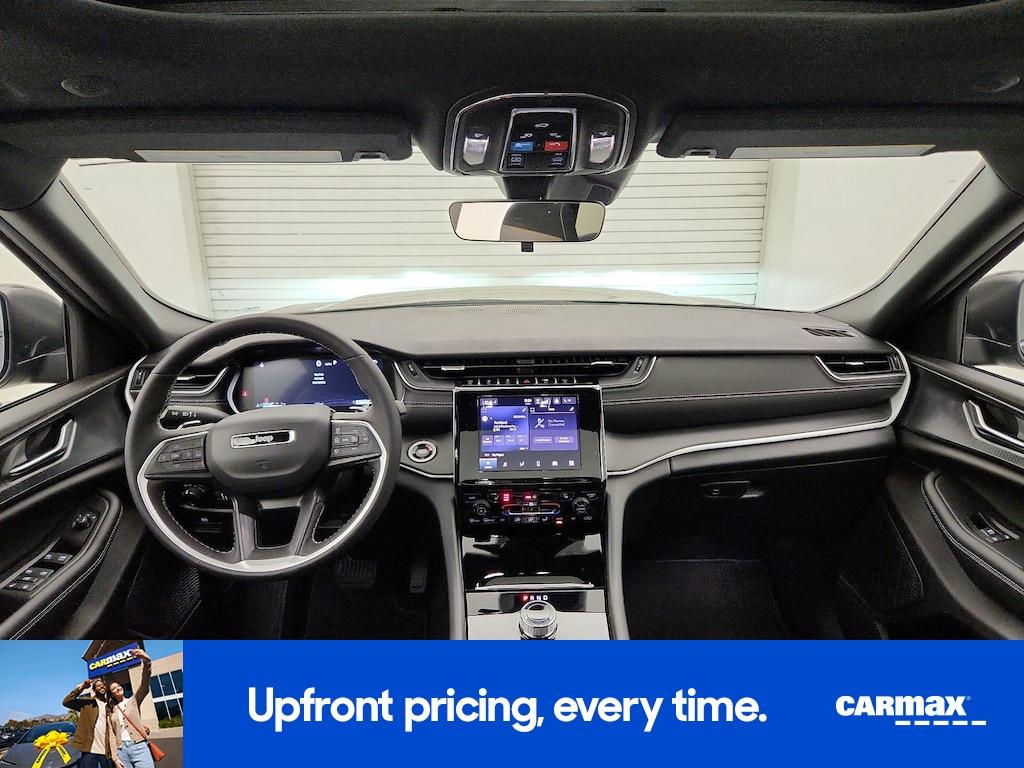 used 2025 Jeep Grand Cherokee car, priced at $36,998