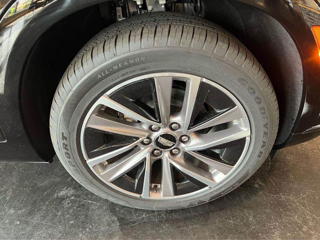 new 2026 Cadillac VISTIQ car, priced at $81,015