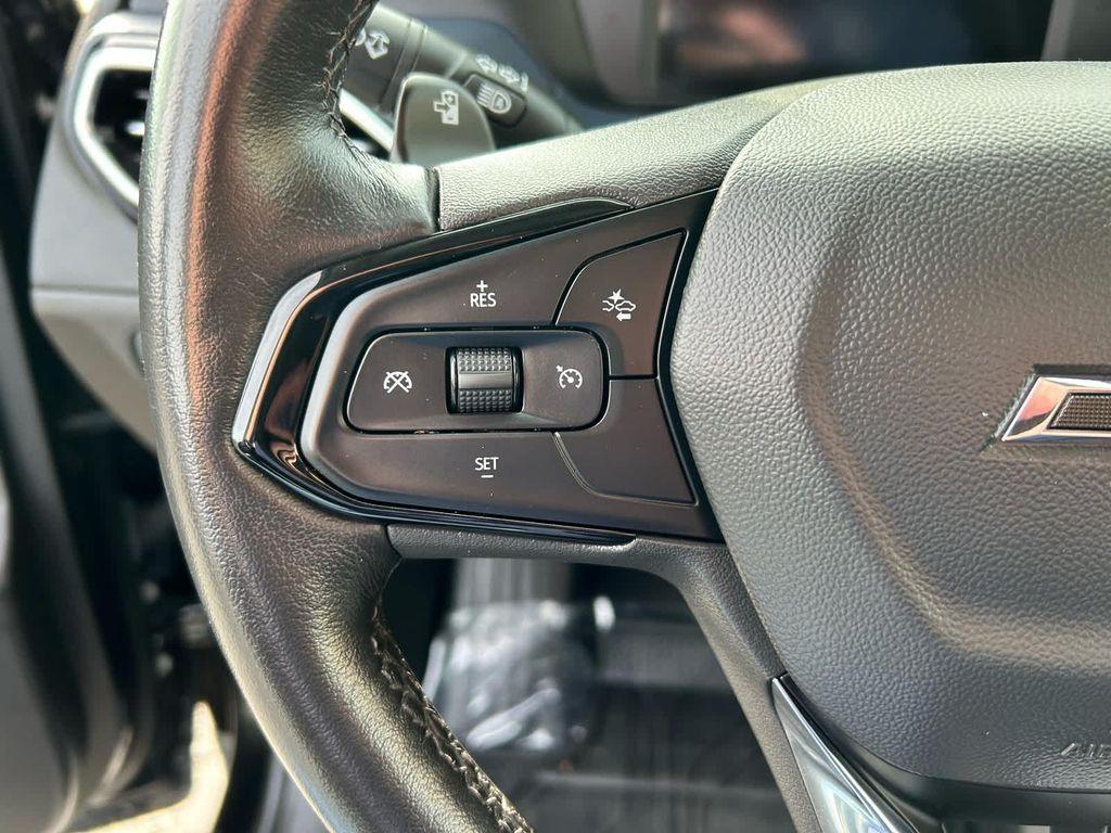 used 2022 Chevrolet Bolt EUV car, priced at $18,834