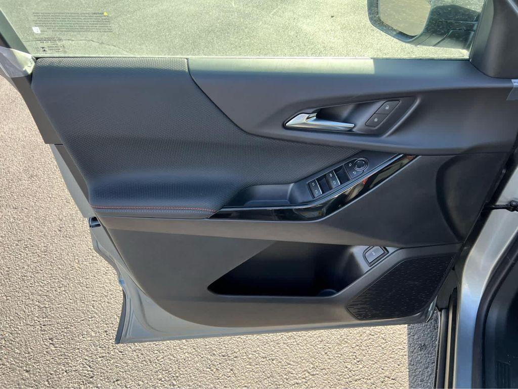 new 2026 Chevrolet Equinox car, priced at $33,895