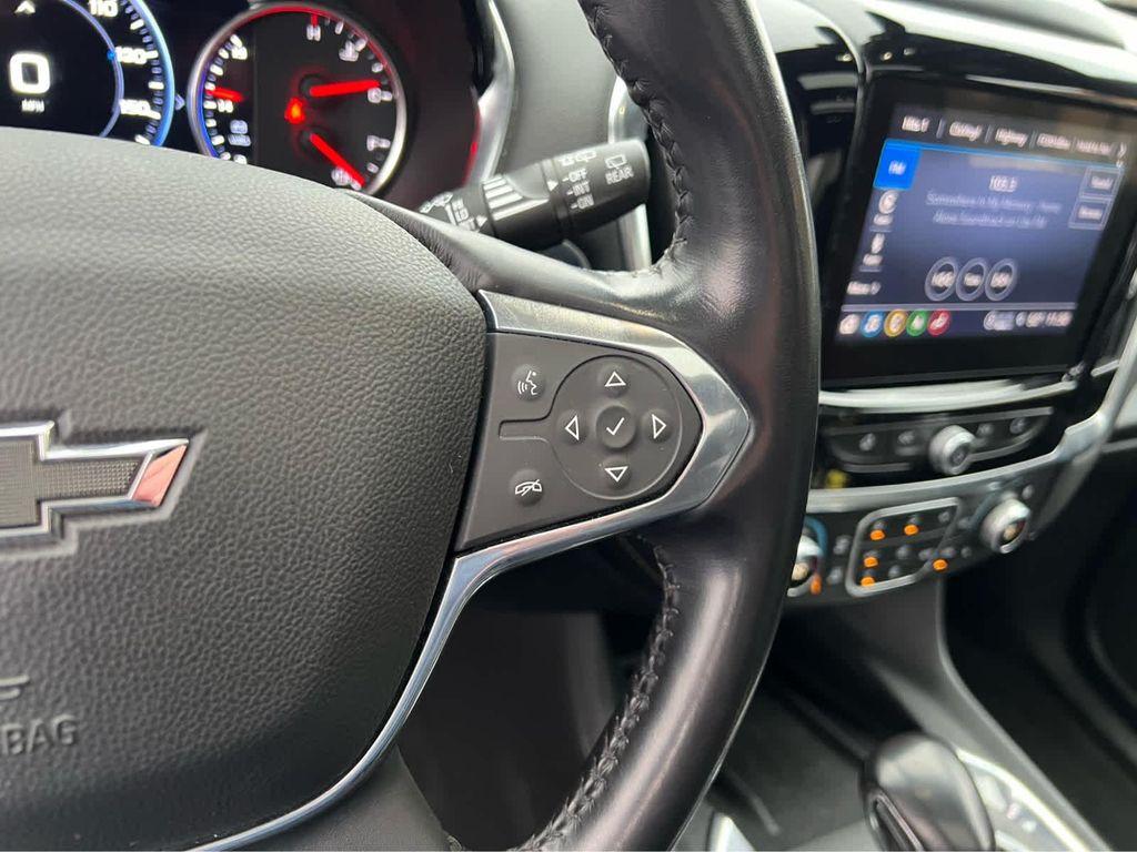 used 2022 Chevrolet Traverse car, priced at $29,995