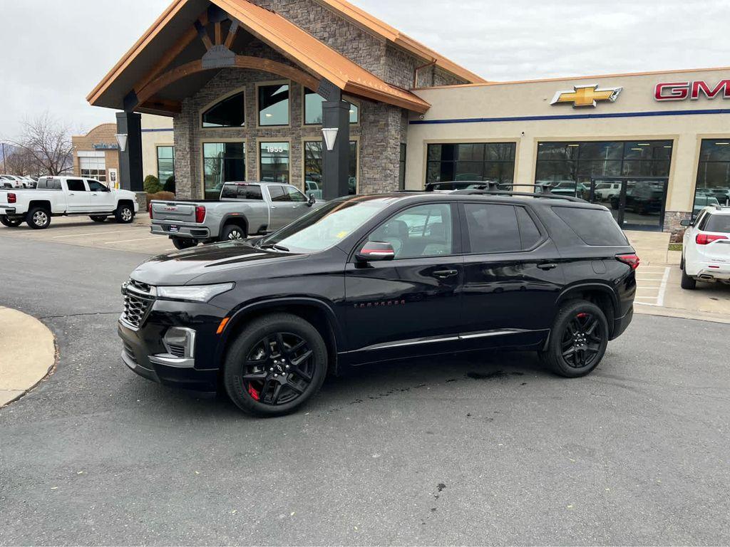used 2022 Chevrolet Traverse car, priced at $29,995