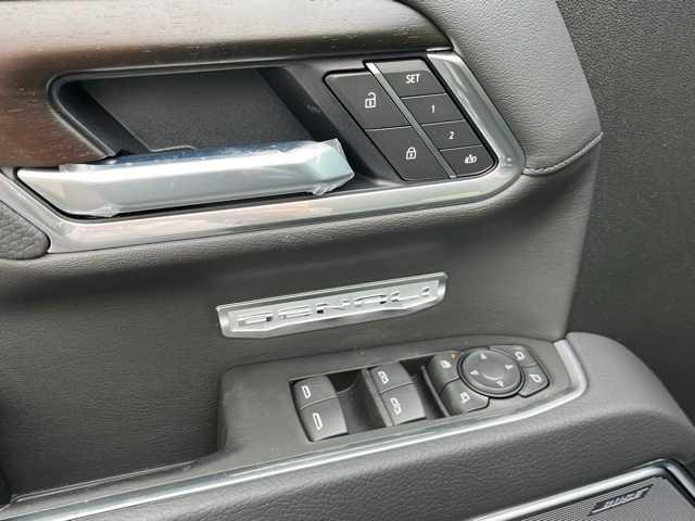 new 2025 GMC Sierra 1500 car, priced at $77,075