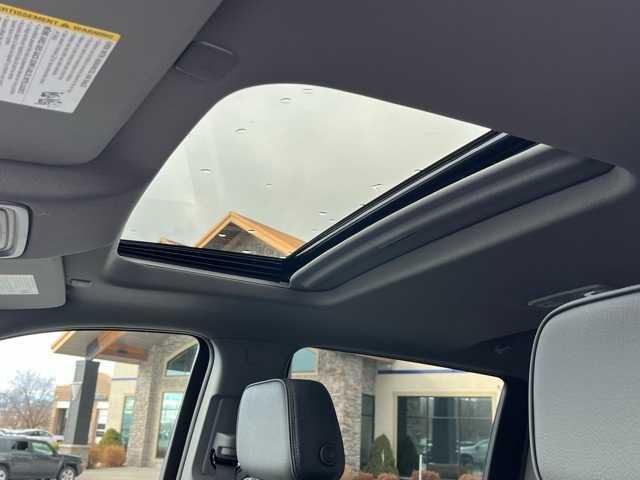 new 2025 GMC Sierra 1500 car, priced at $77,075