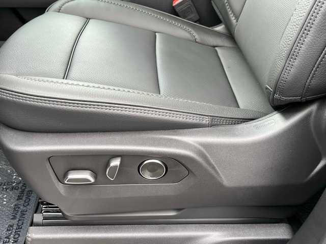 new 2025 GMC Sierra 1500 car, priced at $77,075