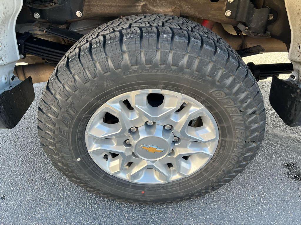 used 2024 Chevrolet Silverado 3500 car, priced at $41,995