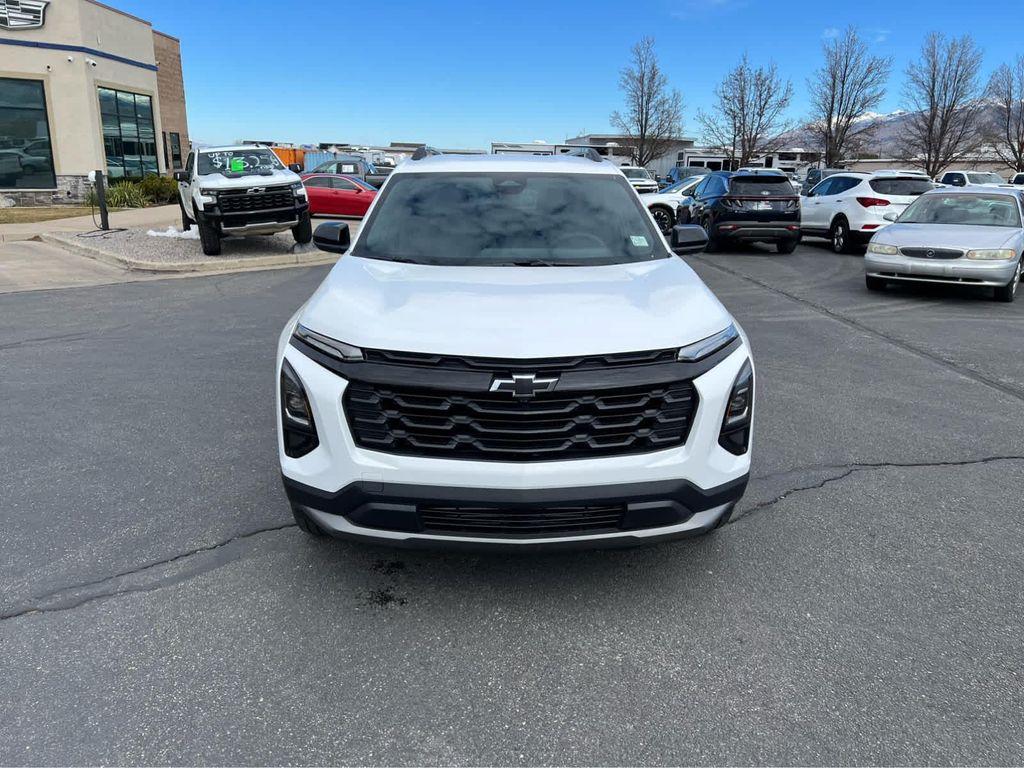new 2026 Chevrolet Equinox car, priced at $34,390