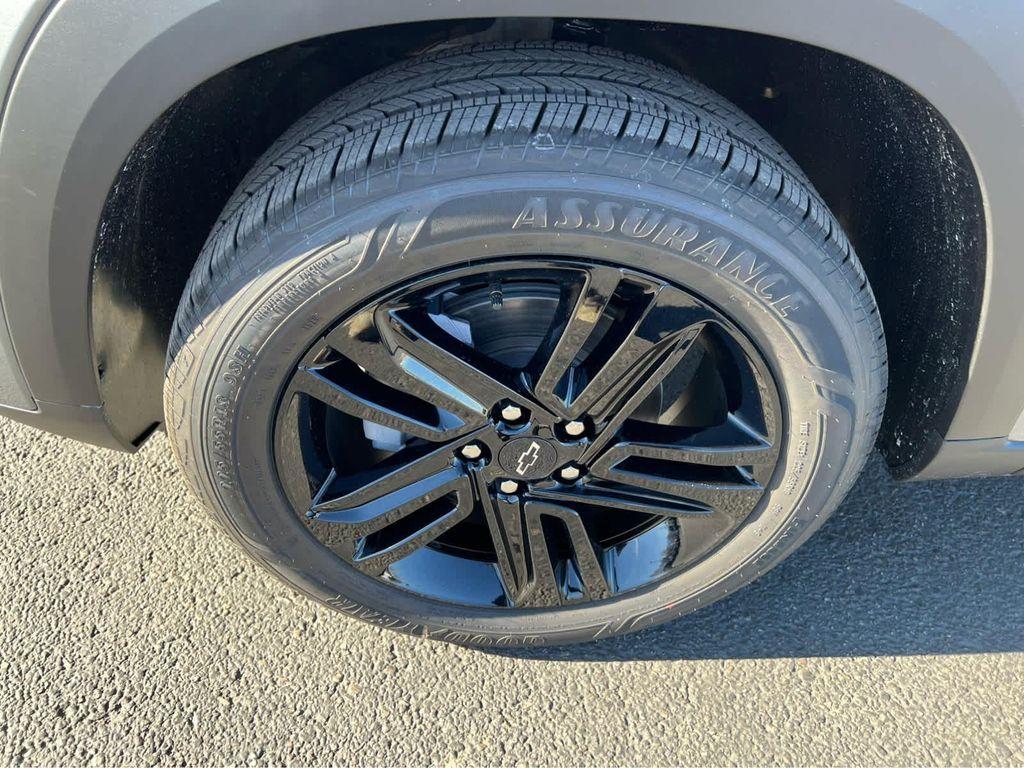 new 2026 Chevrolet Trax car, priced at $28,385