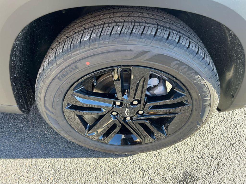 new 2026 Chevrolet Trax car, priced at $28,385