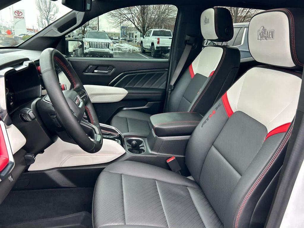 used 2024 GMC Canyon car, priced at $46,990