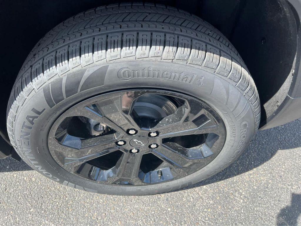 new 2026 Chevrolet Equinox car, priced at $34,390