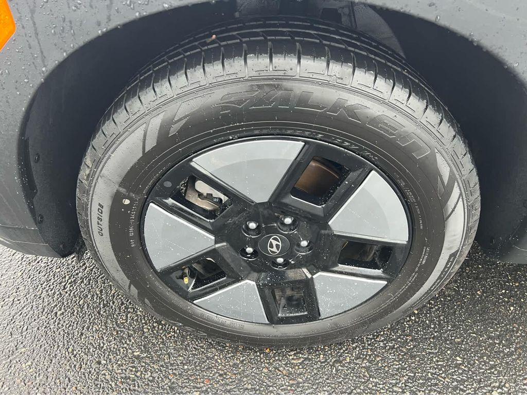 used 2025 Hyundai Santa Fe car, priced at $32,775