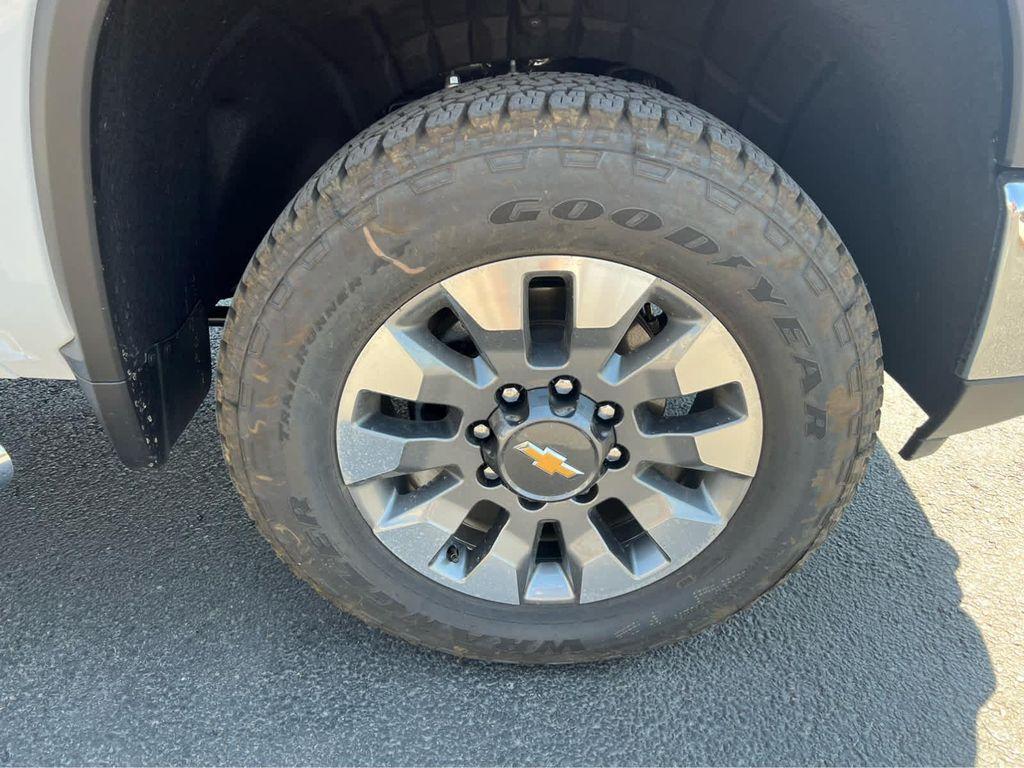 new 2025 Chevrolet Silverado 2500 car, priced at $70,309