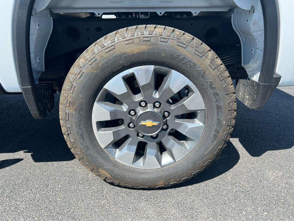 new 2025 Chevrolet Silverado 2500 car, priced at $70,309