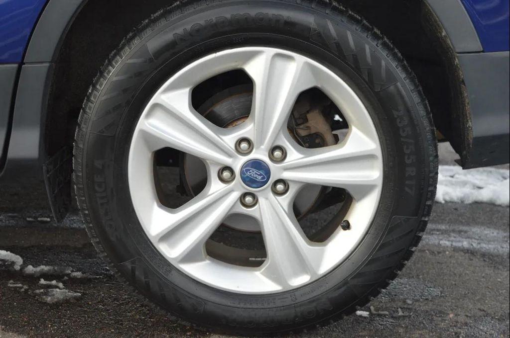 used 2013 Ford Escape car, priced at $7,888